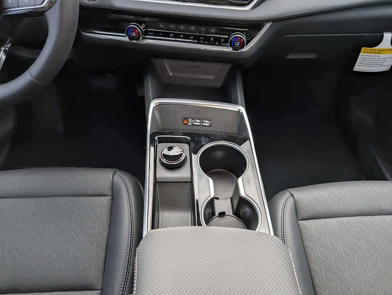 2026 Chevrolet Equinox LT - Photo 13
