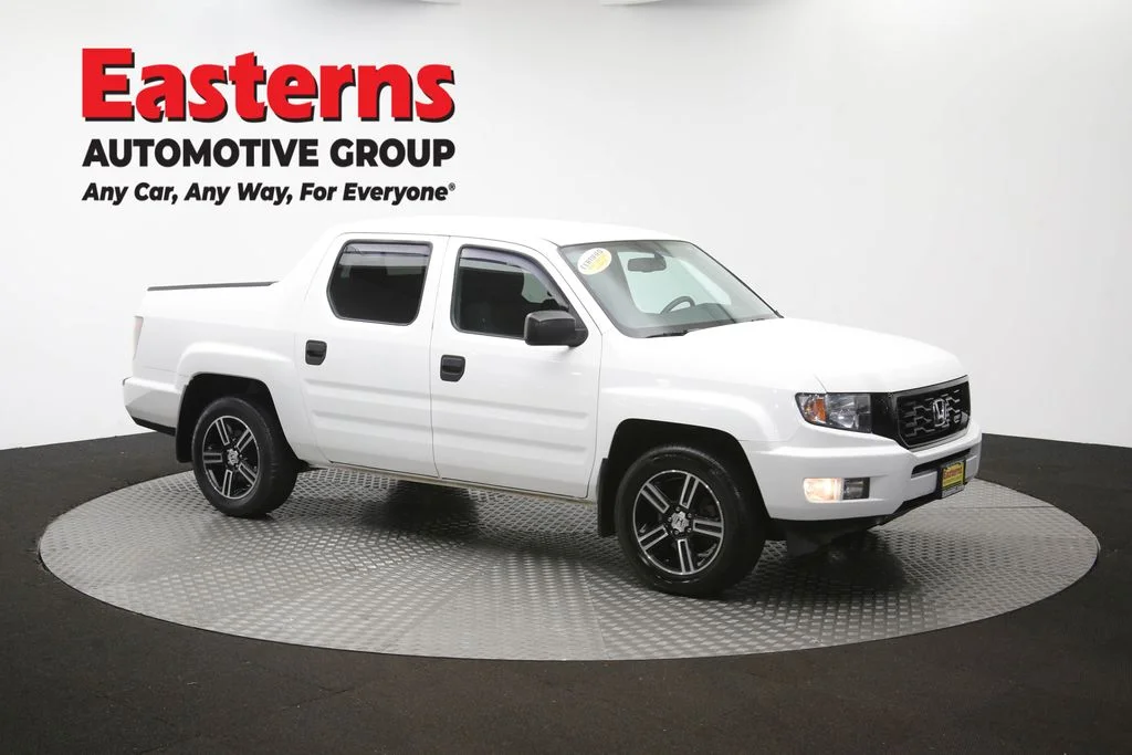 Used 2014 White Honda Sport image 46