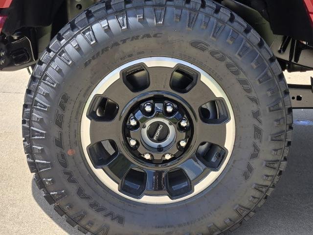 New 2026 Ruby Red Metallic Tinted Clearcoat Ford F-250® XLT image 27