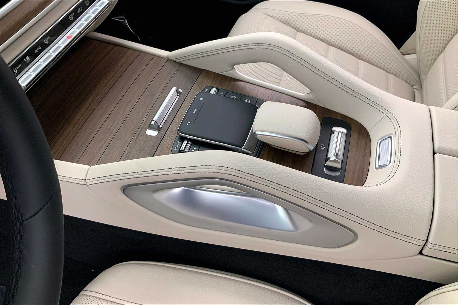 2026 Mercedes-Benz GLE GLE580 - Photo 17