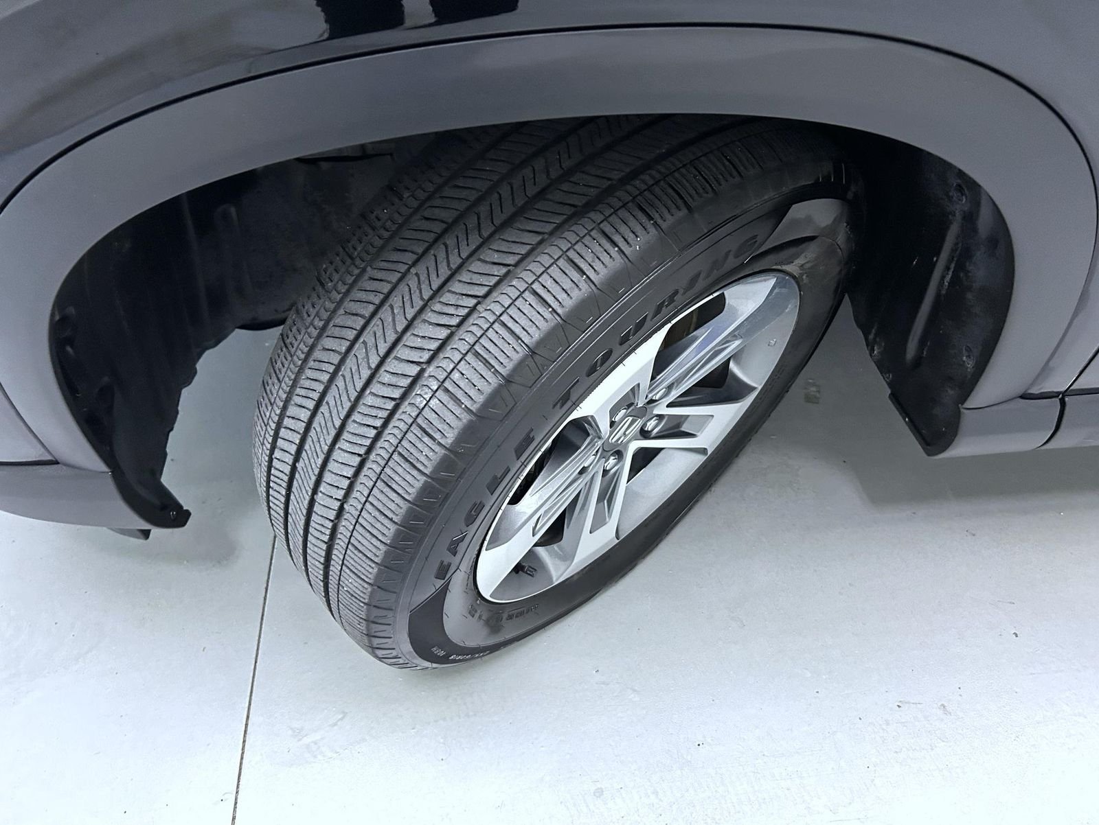 Used 2025 Black Honda EX-L image 24