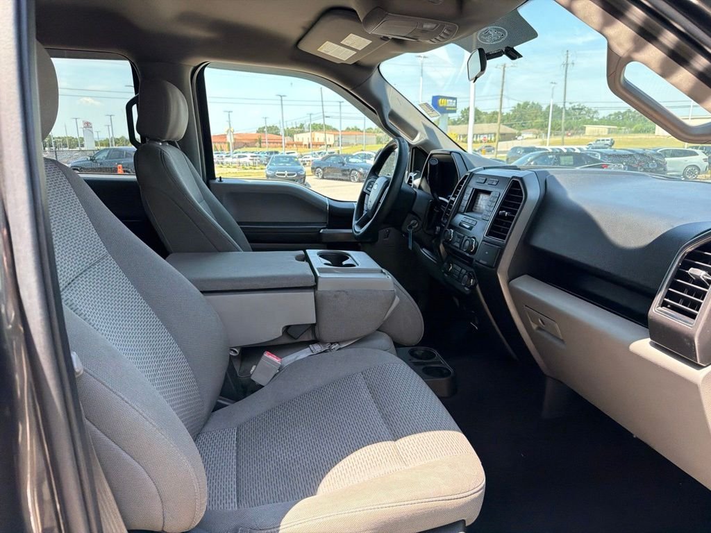 Used 2018 Gray Ford XLT image 26
