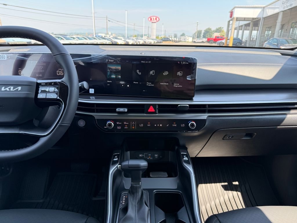 New 2026 Wolf Gray Kia S image 24