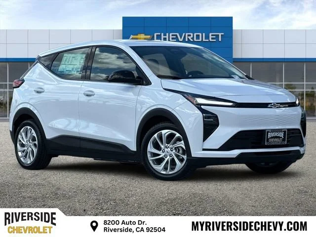 New 2027 Summit White Chevrolet LT image 1