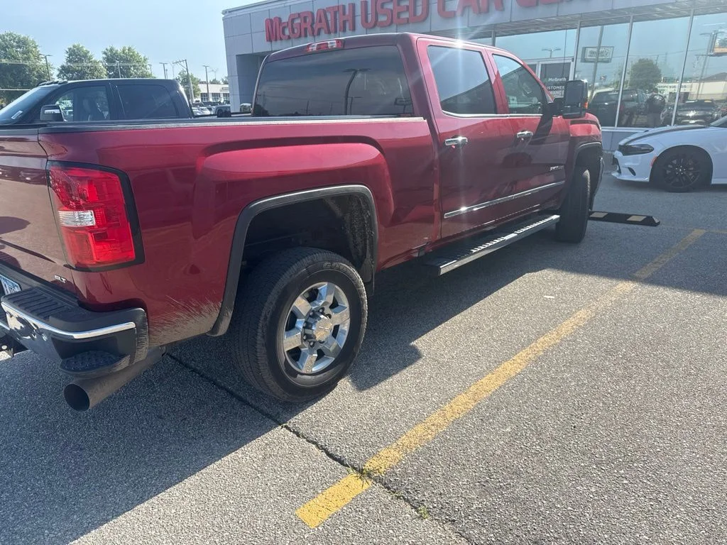 Used 2019 Red GMC SLT image 2