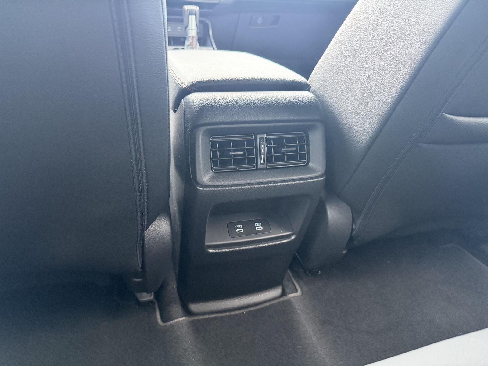 Used 2026 Platinum White Pearl Honda Sport Touring image 9