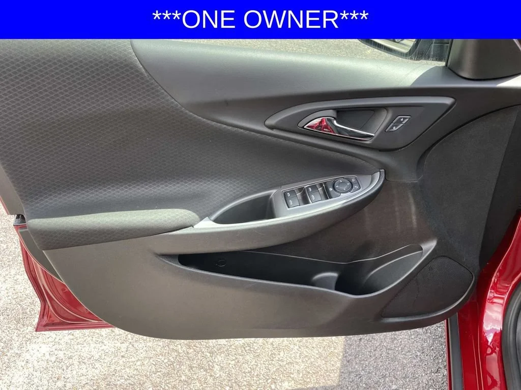 Used 2025 Radiant Red Tintcoat Chevrolet 1LT image 18