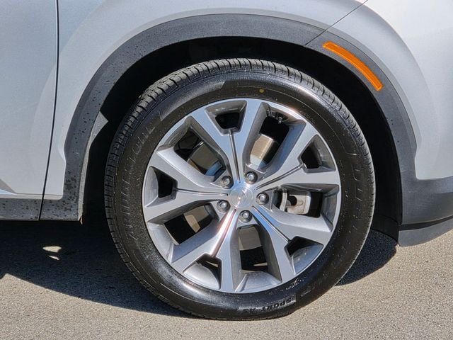 Used 2022 Silver Hyundai SEL image 9
