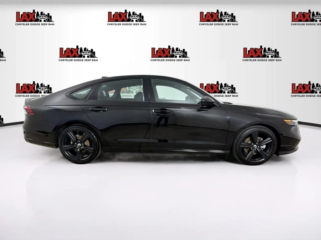Used 2024  Honda Sport-L image 8