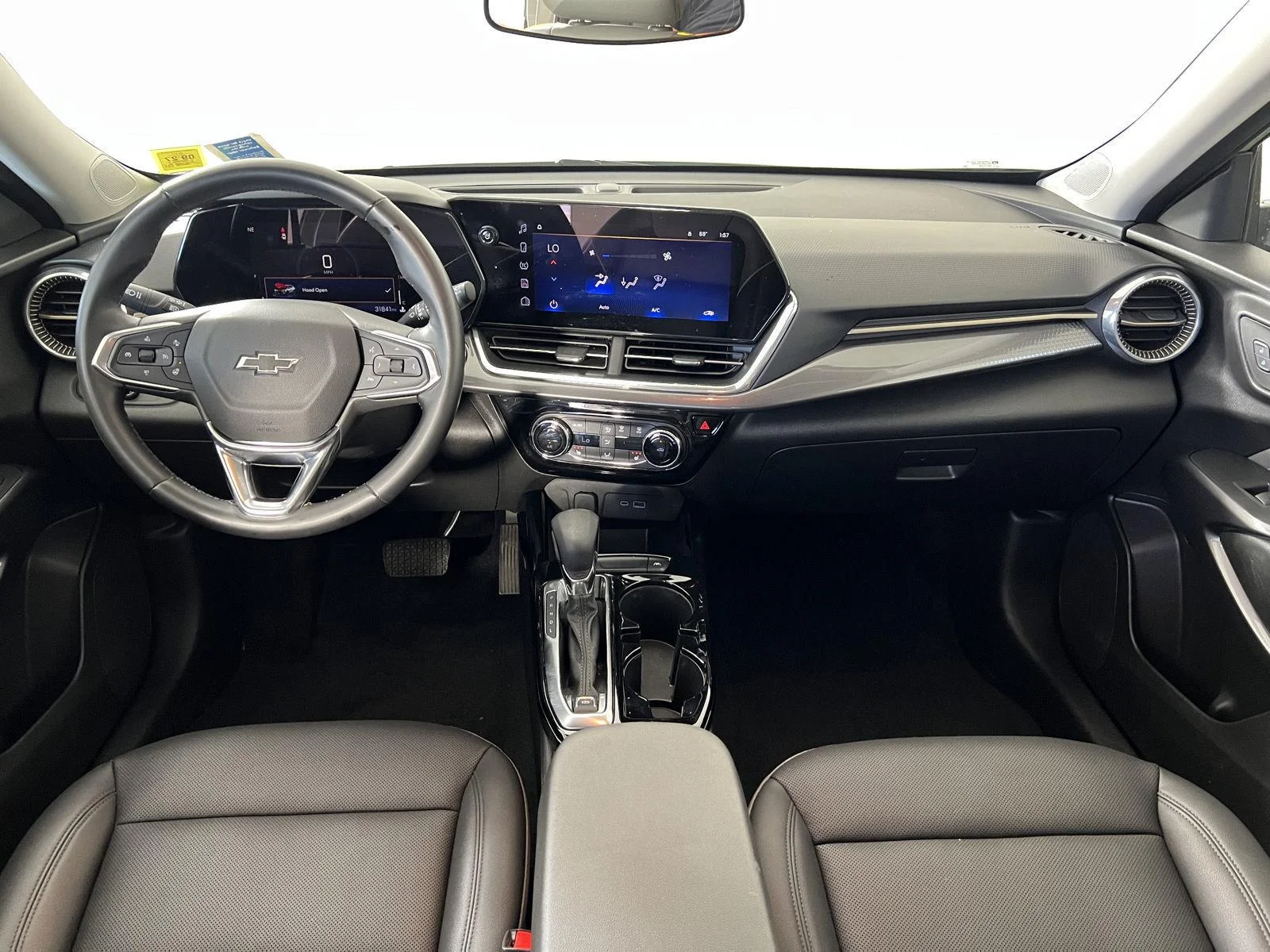 Used 2025 Cacti Green Chevrolet ACTIV image 19