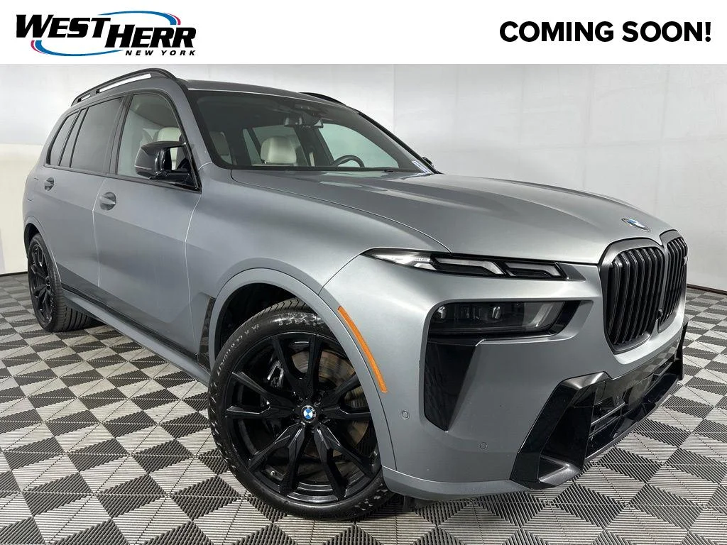 2024 BMW X7 M60i's photo