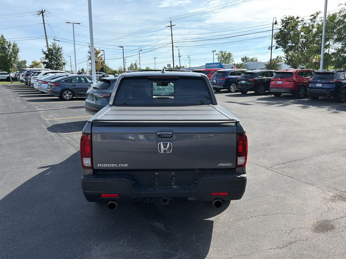Used 2023 Modern Steel Metallic Honda RTL image 6
