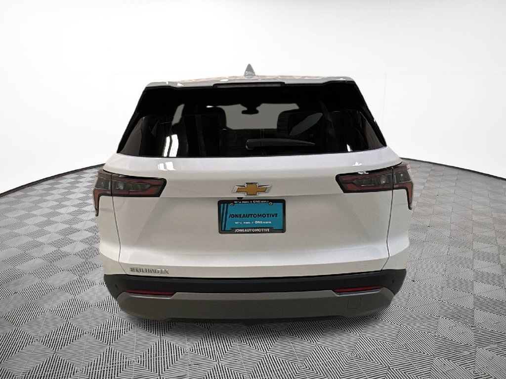 Used 2025 White Chevrolet LT image 10