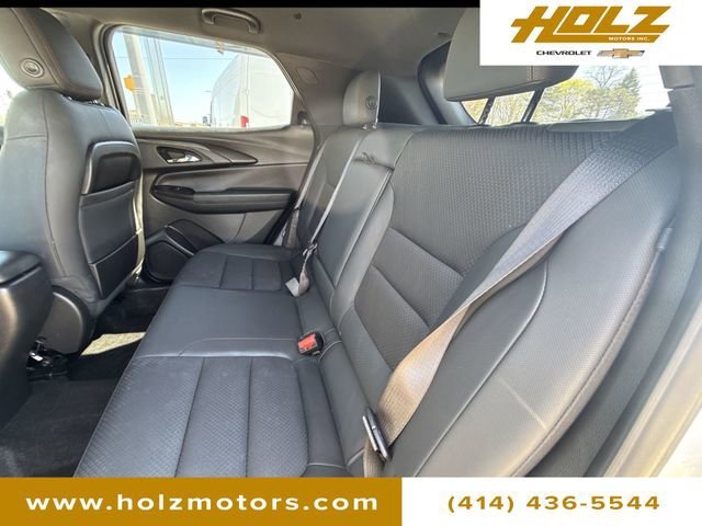 Certified Used 2022 Iridescent Pearl Tricoat Chevrolet RS image 22