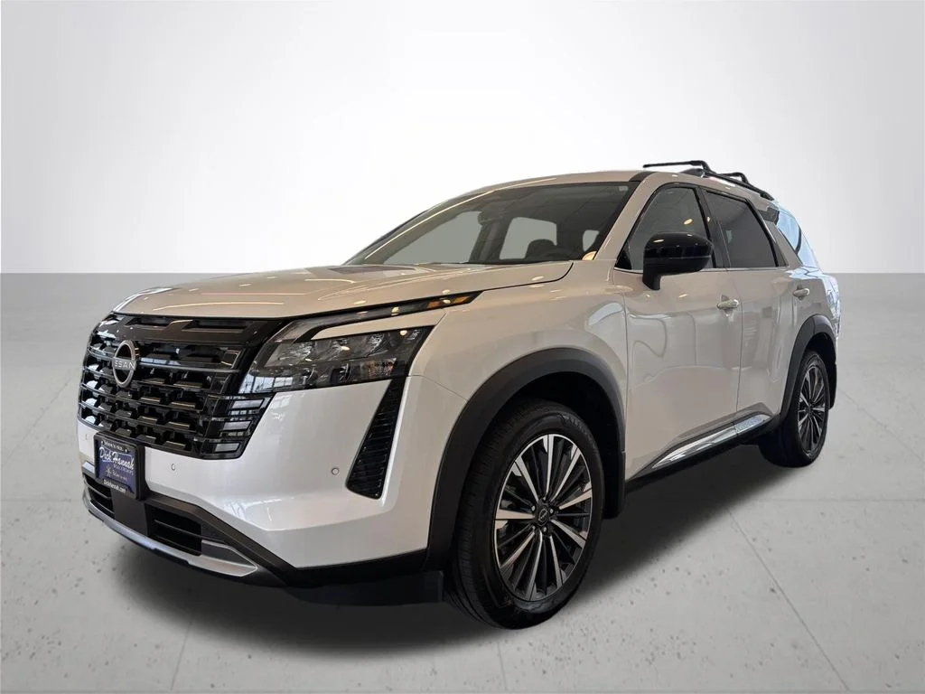 New 2026 Everest White Pearl TriCoat Nissan Platinum image 2