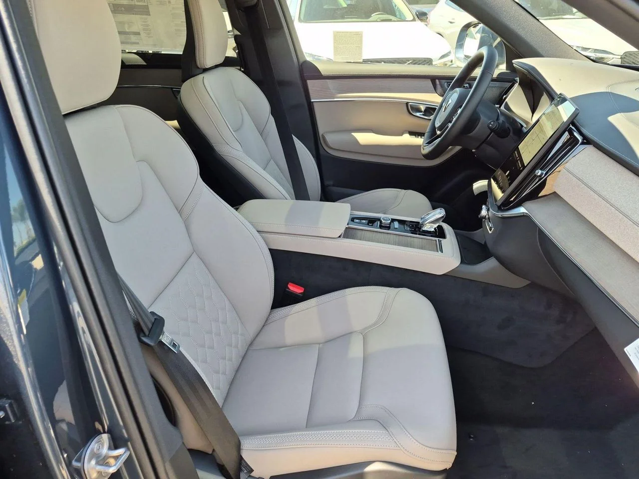 New 2027 DENIM BLUE Volvo Plus image 14