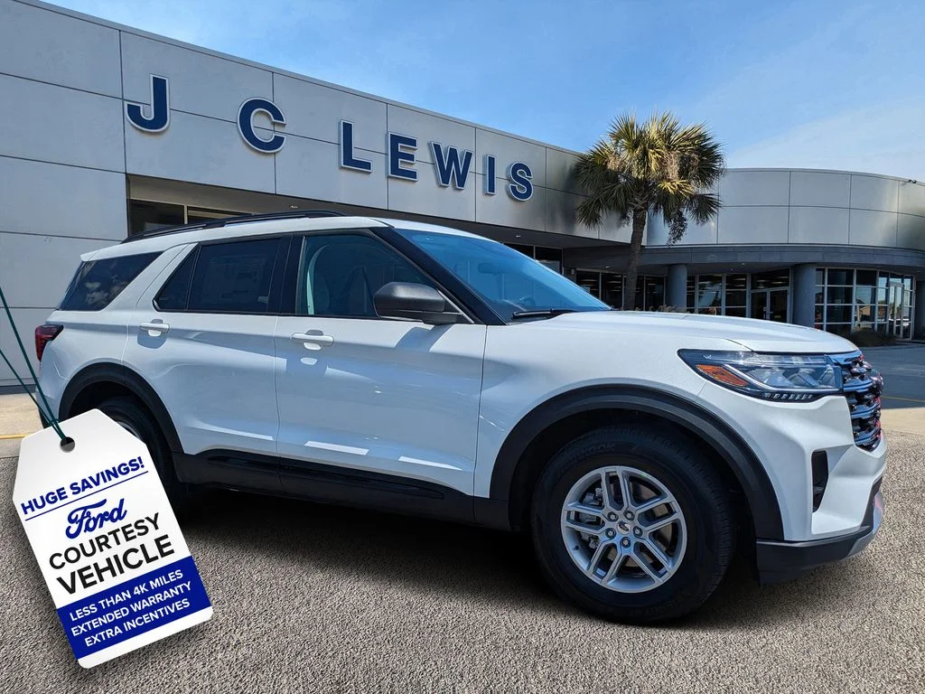 2026 Ford Explorer's photo