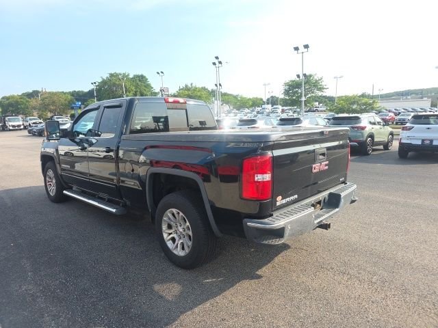 Used 2018 Black GMC SLE image 4