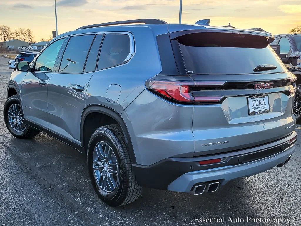 2026 GMC Acadia Elevation - Photo 7