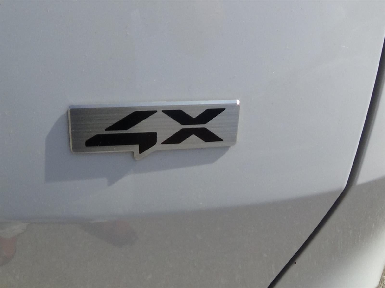 Certified Used 2025 Glacial White Pearl (gwp) Kia LX image 11