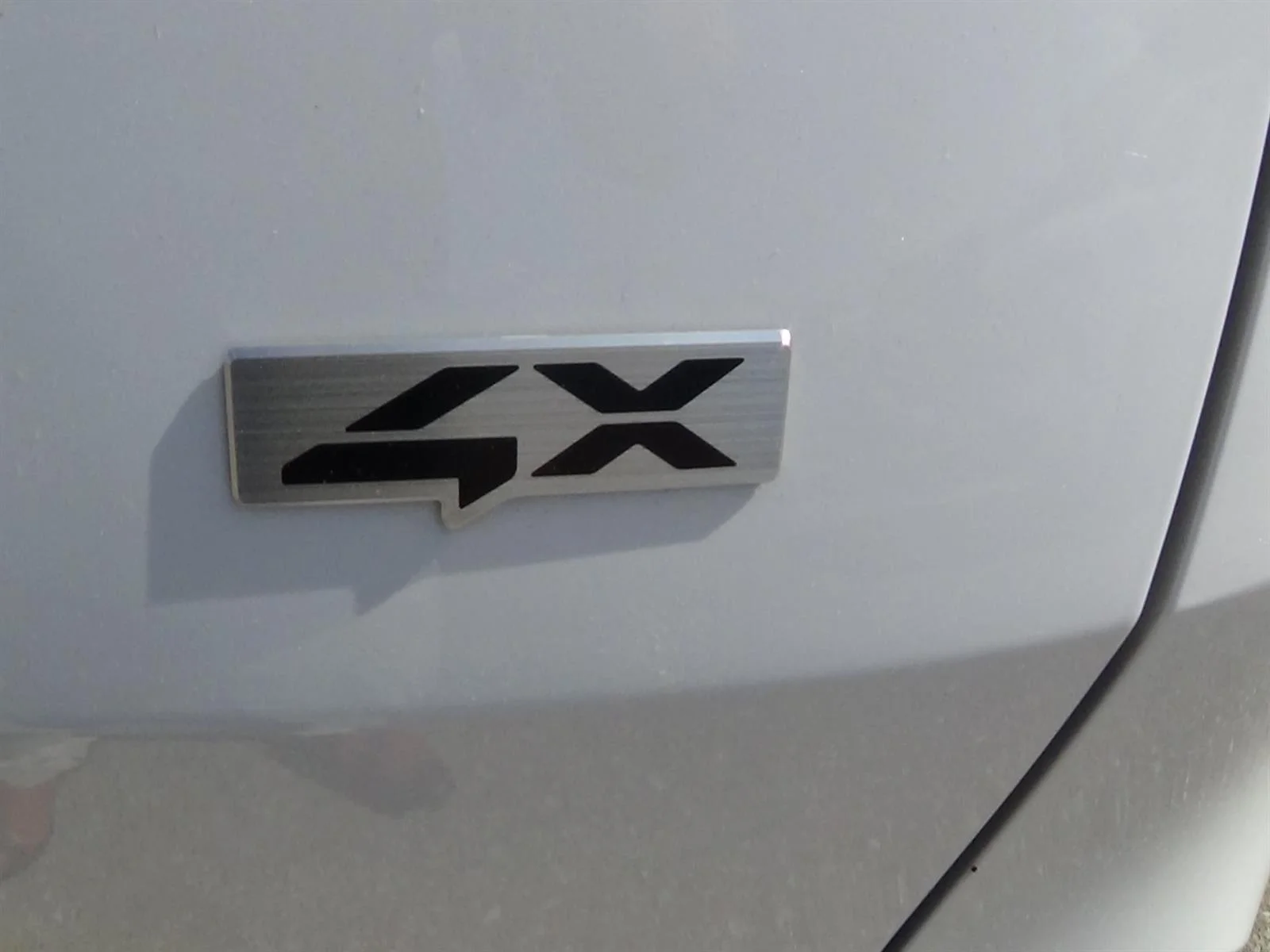 Used 2025 Glacial White Pearl (gwp) Kia LX image 11