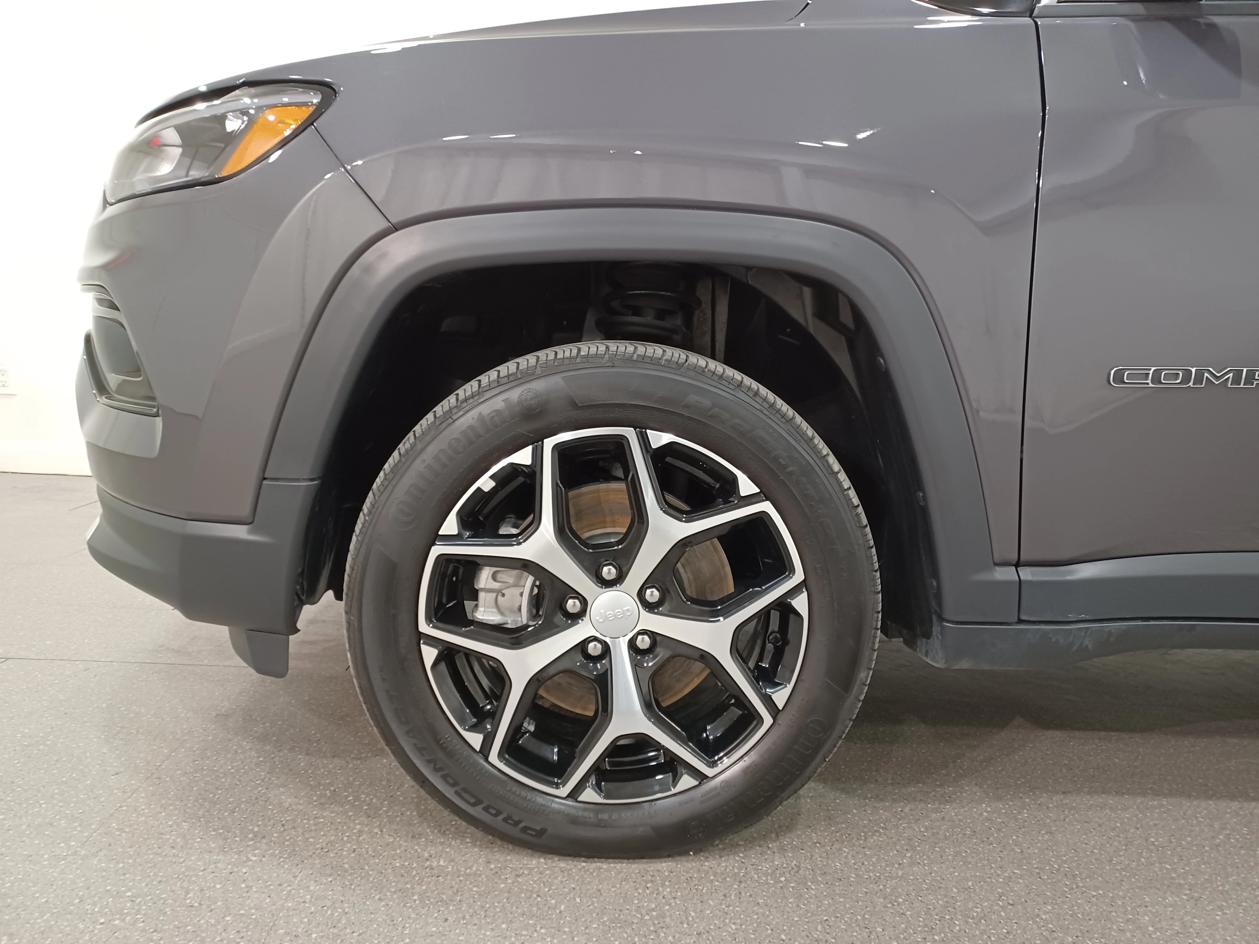 Certified Used 2024 Baltic Grey Metallic Jeep Limited 4x4*Remote Start | Htd Leather | Sunroof | Htd Wheel | Blind Spot Detection | Lane Keeping image 19