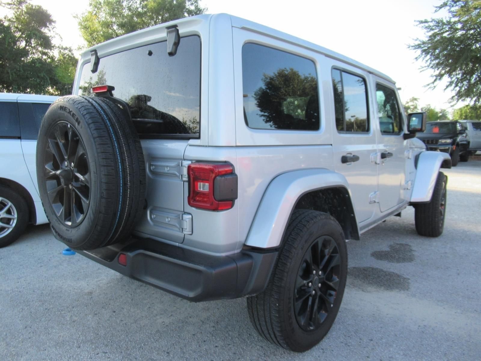 Used 2024 Silver Jeep Sahara 4xe image 4