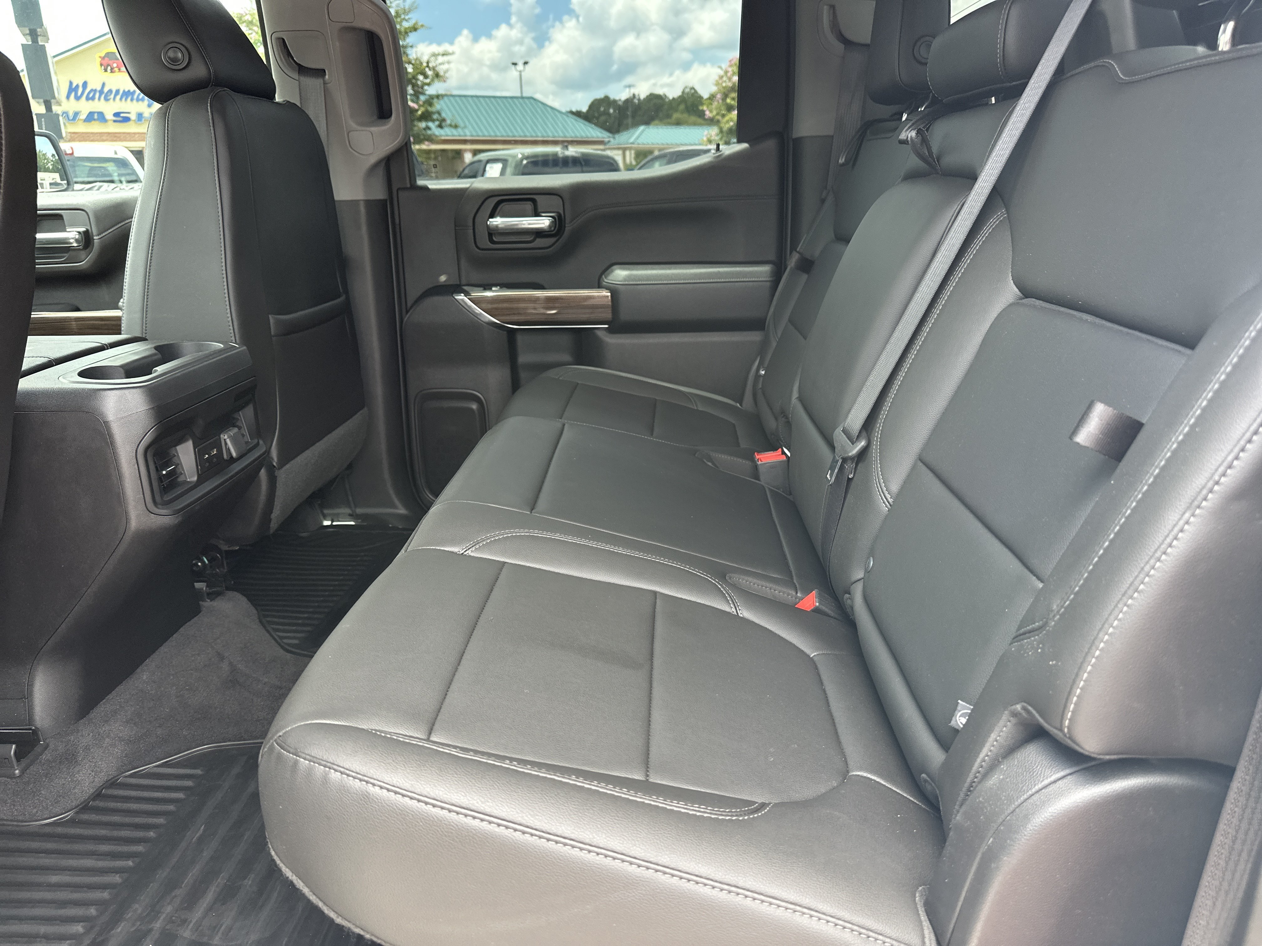 Used 2019 SUMMIT WHITE Chevrolet RST image 20