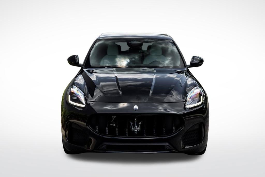 New 2026 Black Maserati Modena V6 image 8