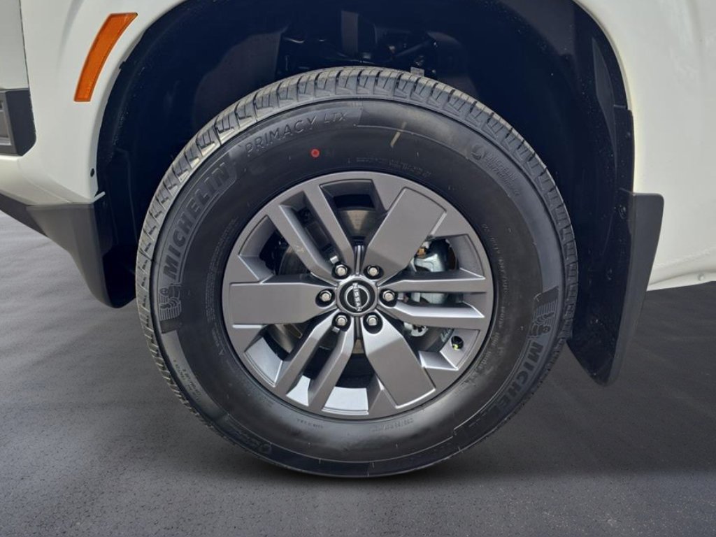 New 2026 Glacier White Nissan Crew Cab SV image 9