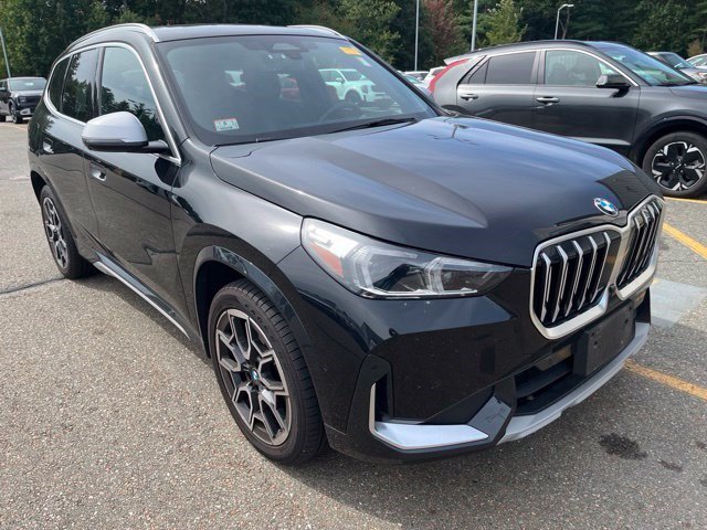 Used 2023 Black Sapphire Metallic BMW xDrive28i image 1