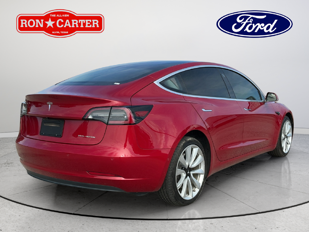Used 2018  Tesla Long Range image 6