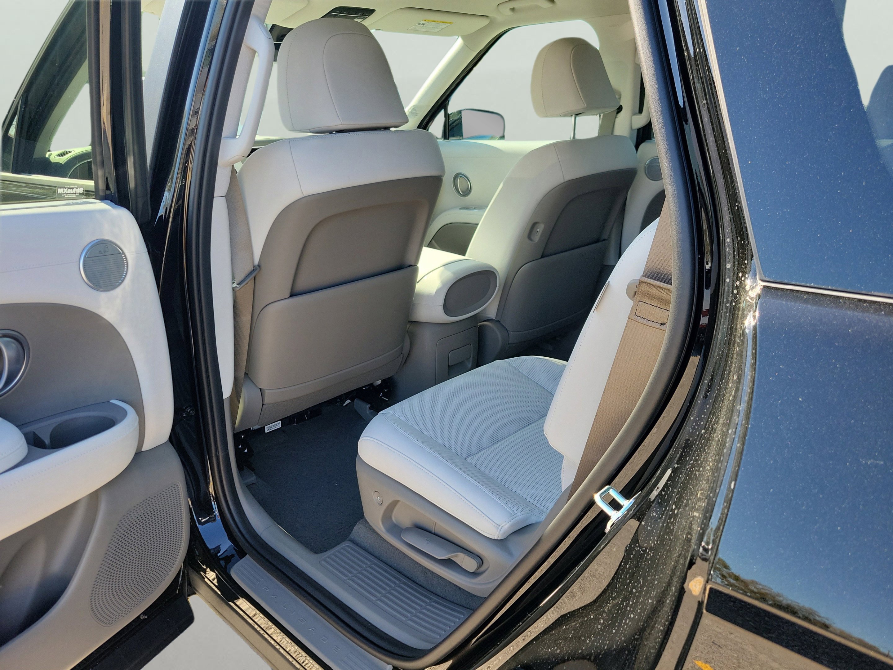 New 2026 Abyss Black Pearl Hyundai SEL AWD image 10