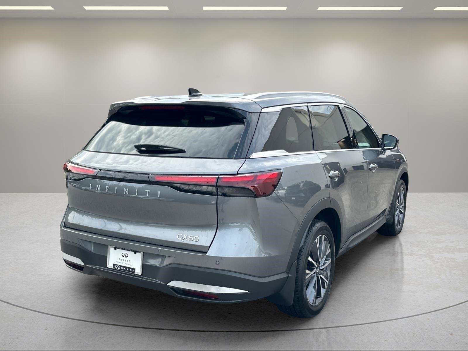 New 2027 GRAPHITE SHADOW INFINITI Luxe FWD image 7