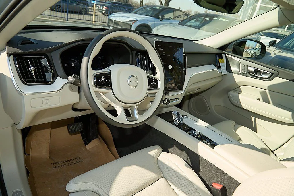 New 2026 Vapour Grey Volvo Ultra image 12