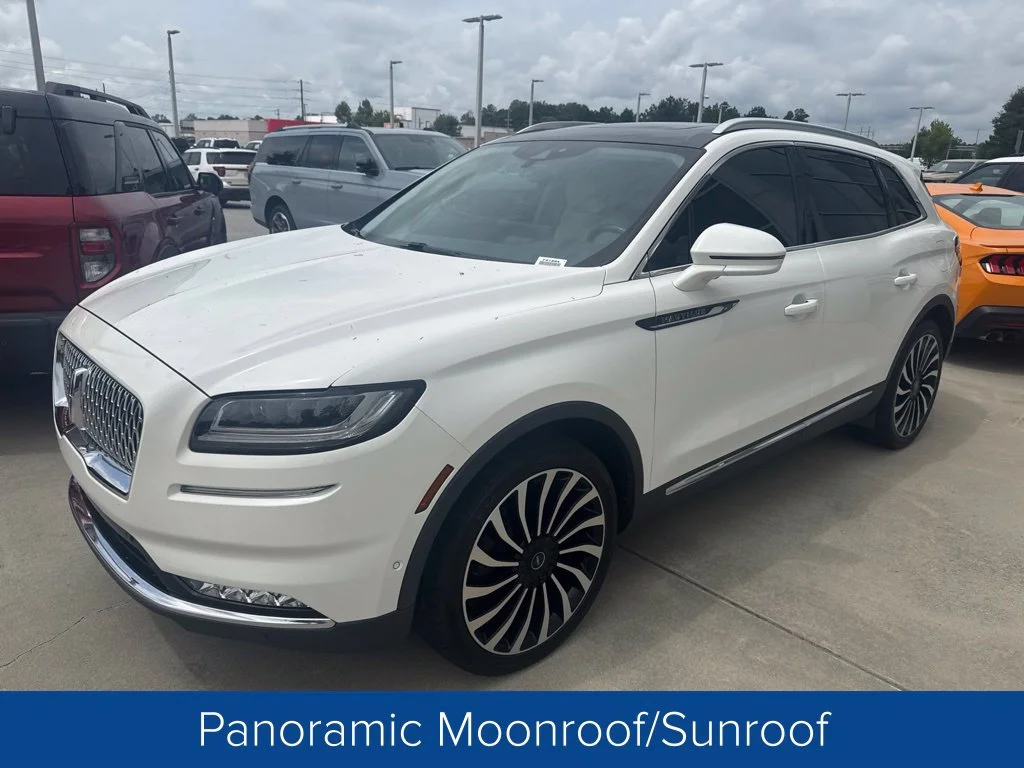 Used 2021 Pristine White Lincoln Black Label image 3
