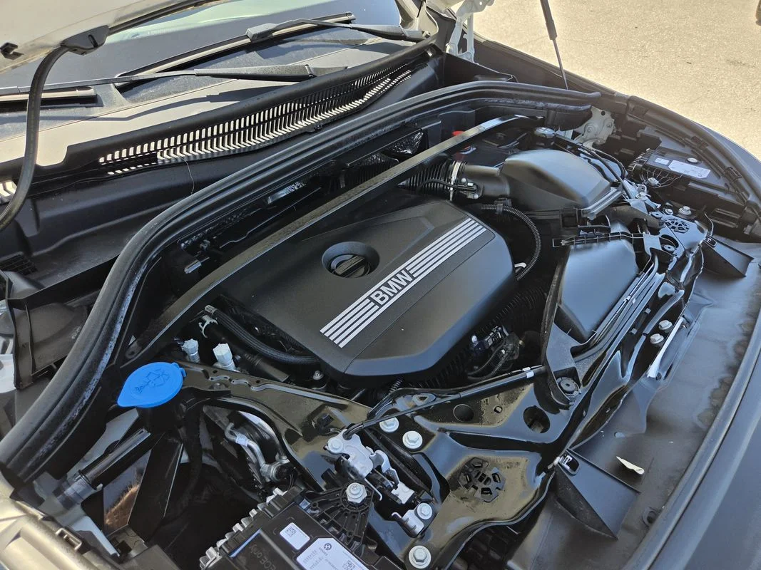 Used 2023  BMW xDrive28i image 27
