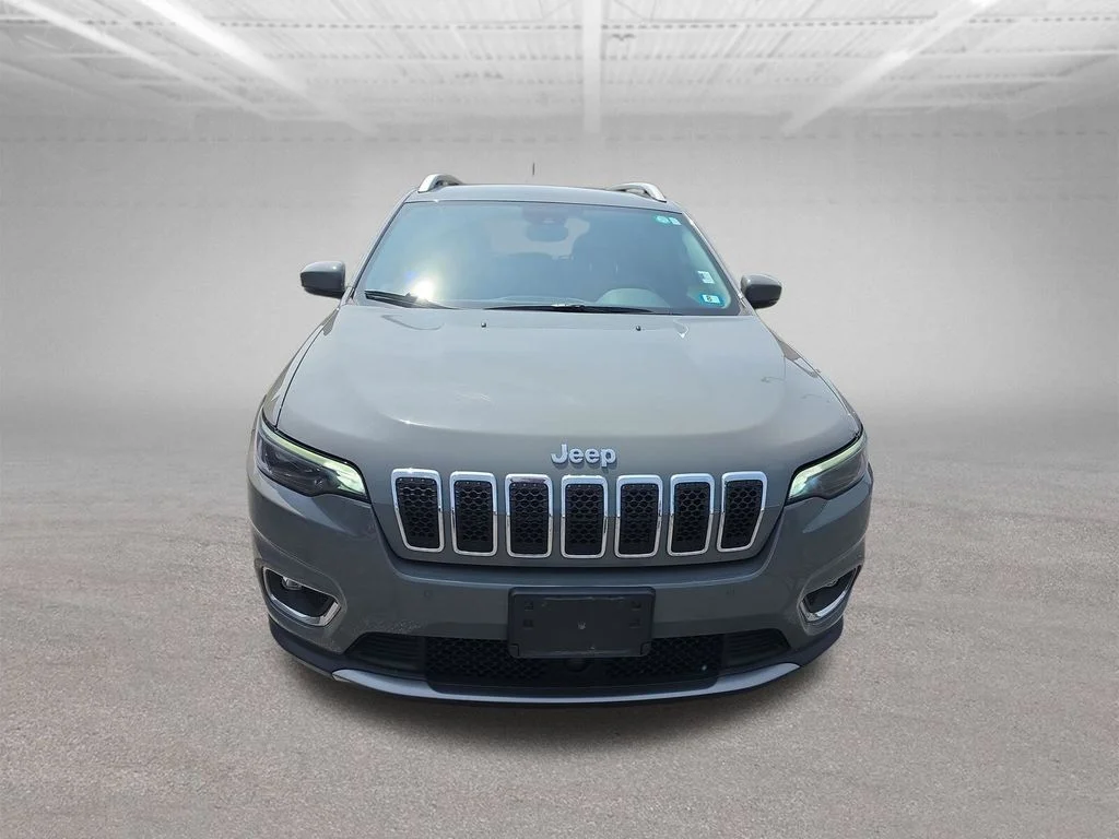 Used 2020 Gray Jeep Limited image 10