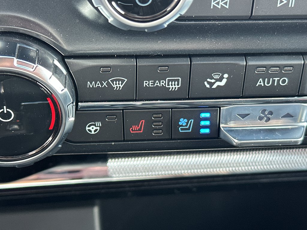 New 2026 Agate Black Metallic Ford Lariat® image 24