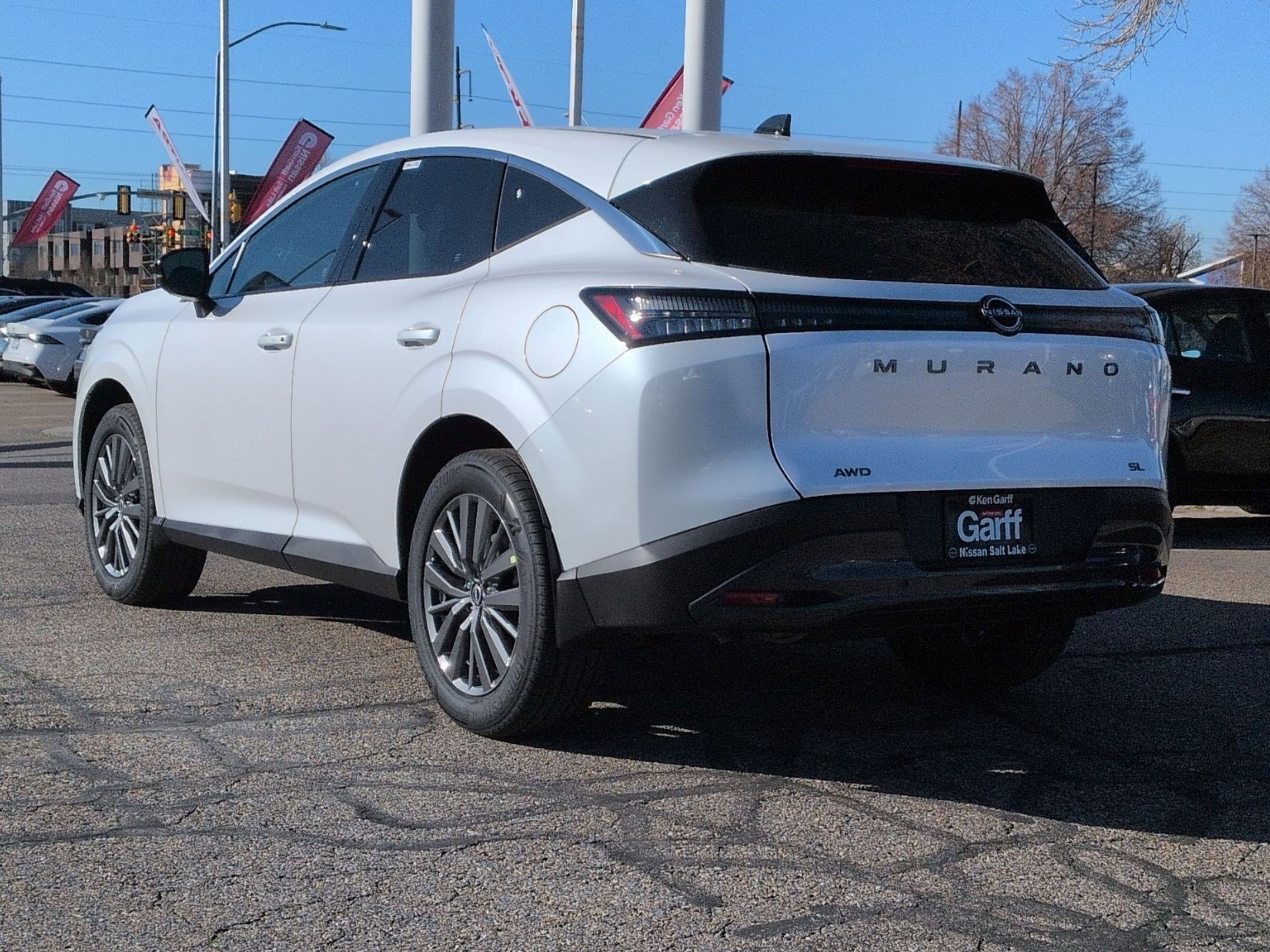 New 2026 Everest White Pearl Tricoat Nissan SL image 5