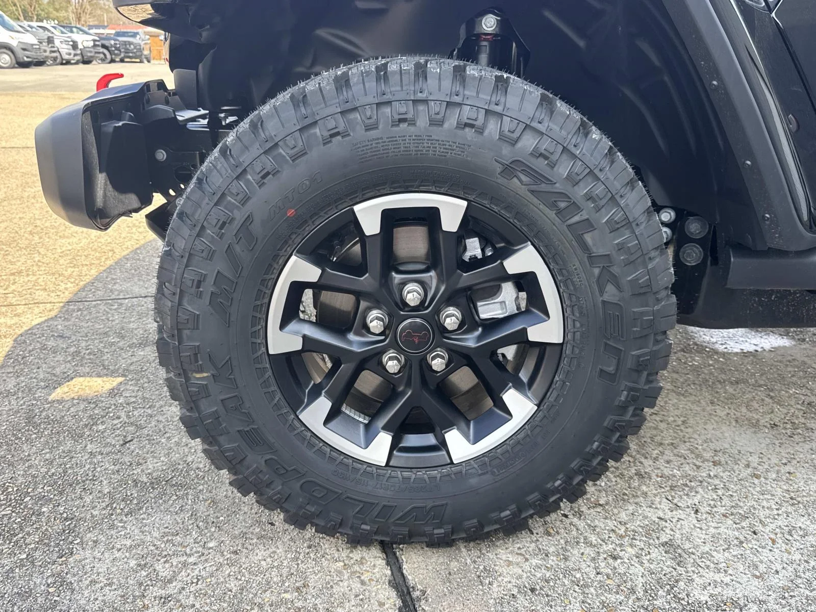 New 2026 Black Clear-Coat Exterior Paint Jeep Rubicon image 3