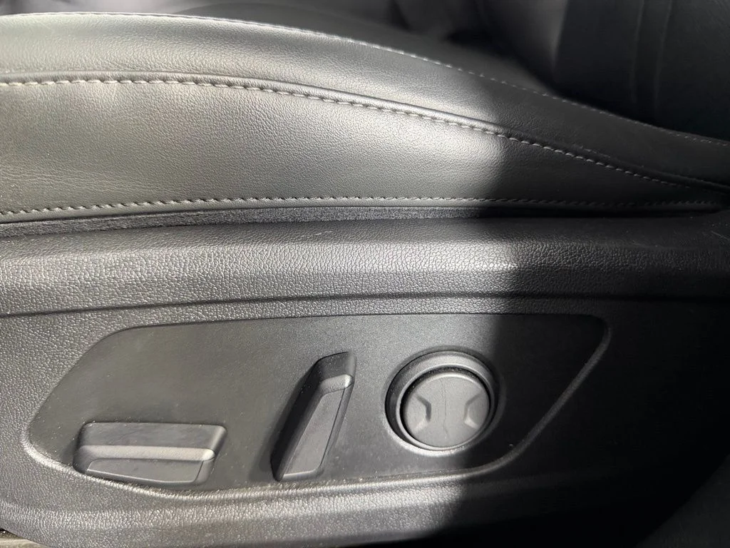 Certified Used 2023 Gray Kia SX image 24