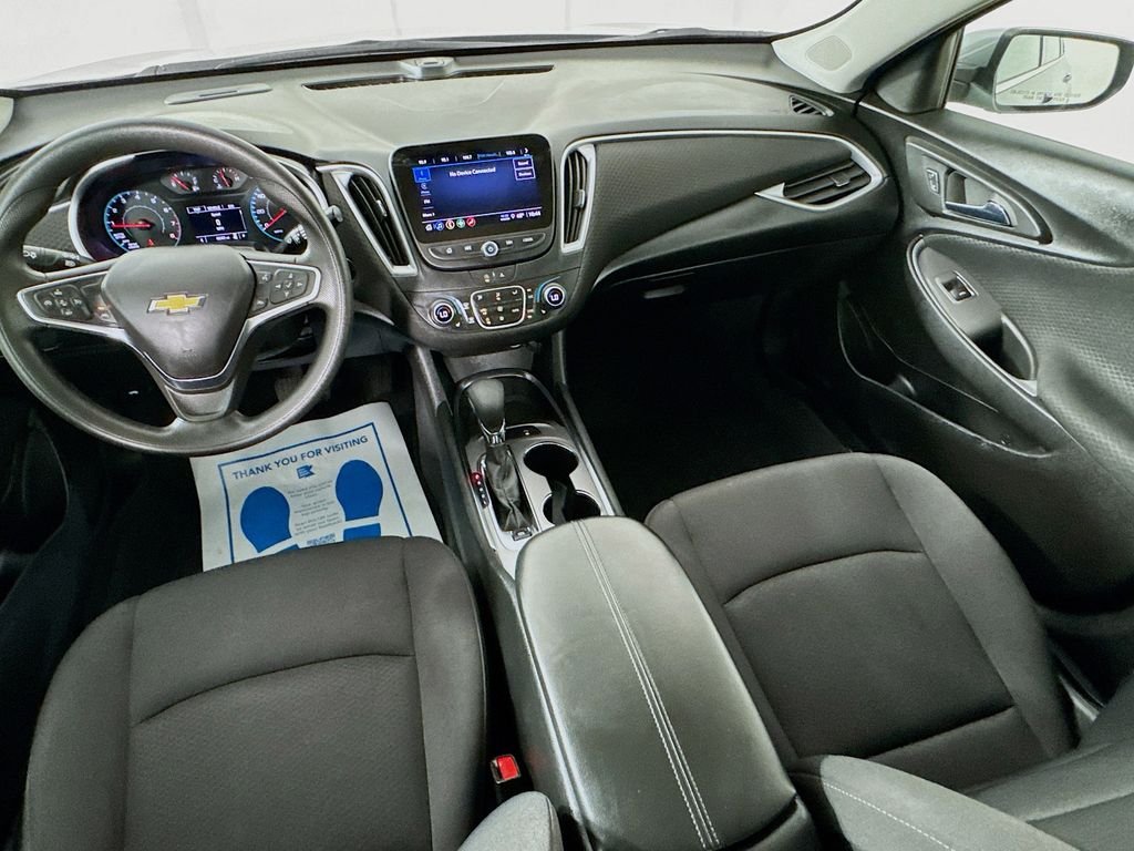 Used 2024 Sterling Gray Metallic Chevrolet LT image 26
