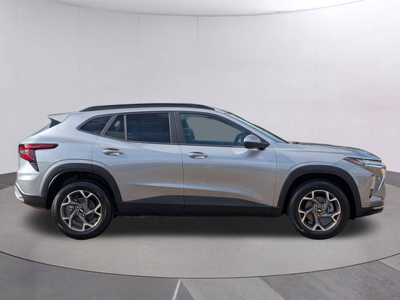 New 2026 Sterling Gray Metallic Chevrolet LT image 6