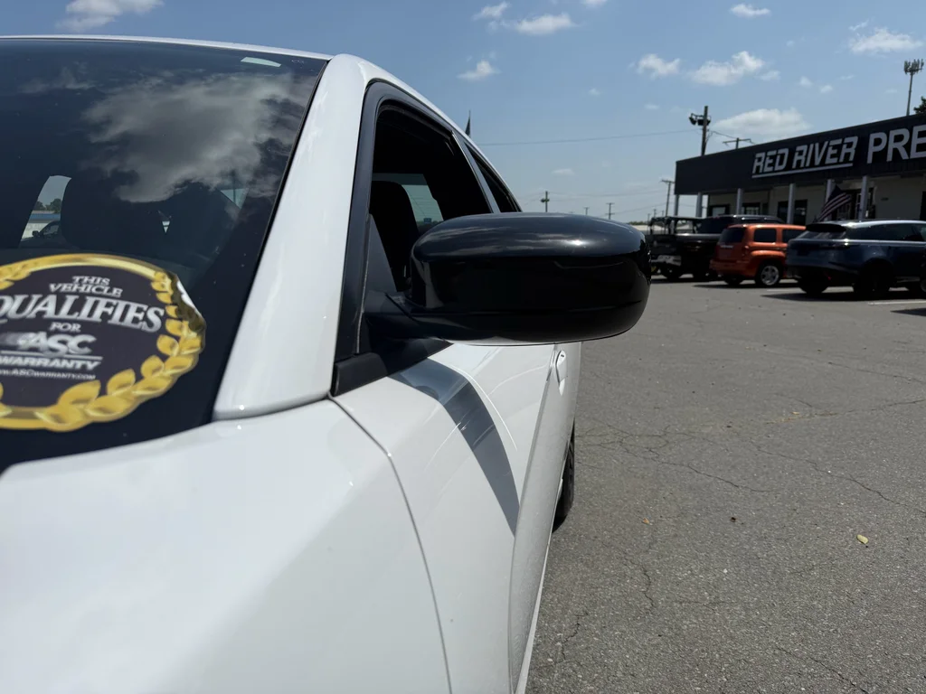 Used 2023 White Knuckle Clearcoat Dodge SXT image 16