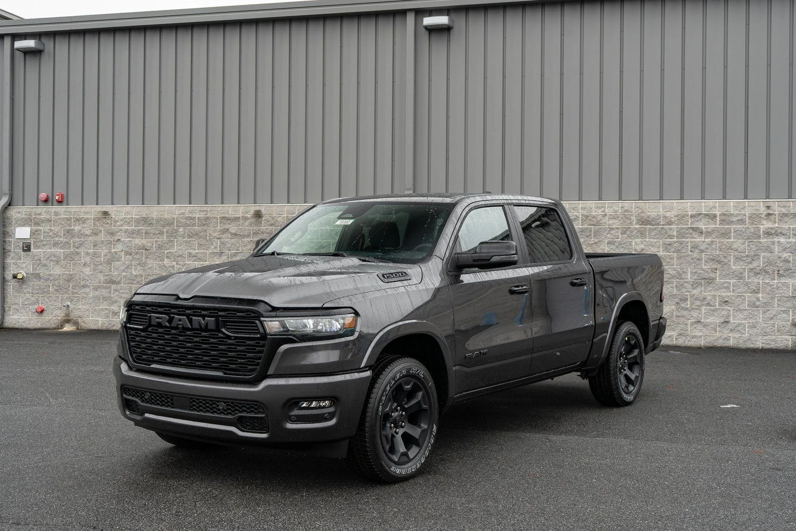 New 2026 Granite Crystal Metallic Clearcoat RAM Big Horn/Lone Star image 3