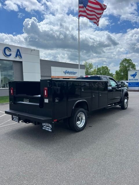 New 2026 Black Ford XLT image 4
