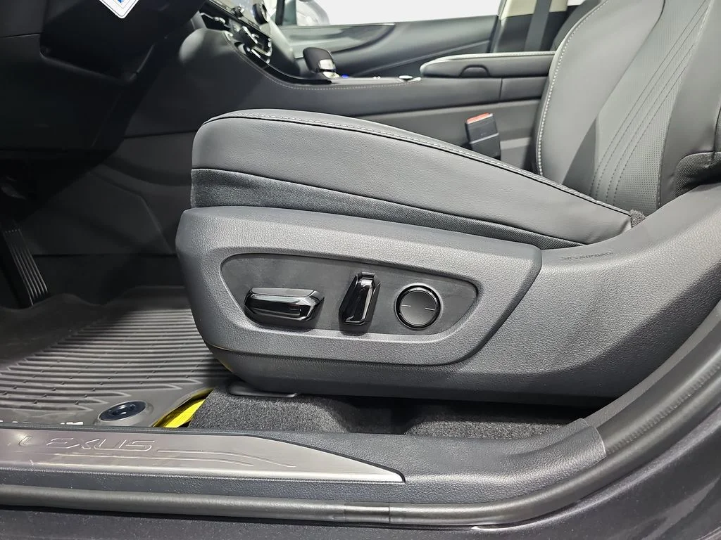 New 2026 Cloudburst Gray Lexus PREMIUM image 28