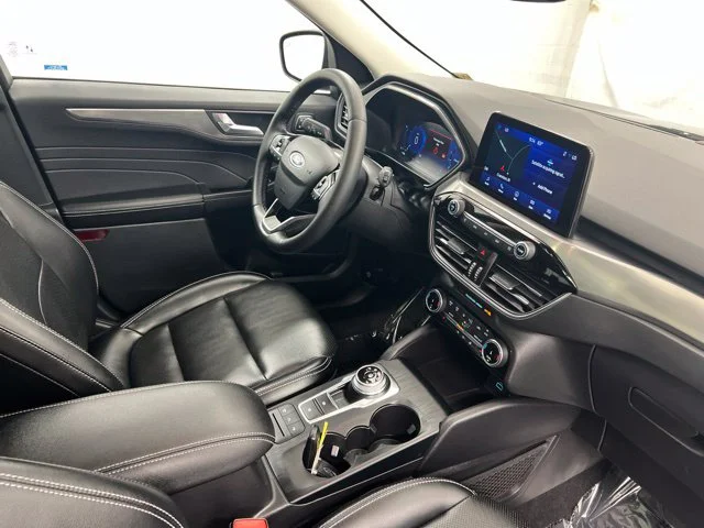Used 2022 Black Ford Titanium image 24