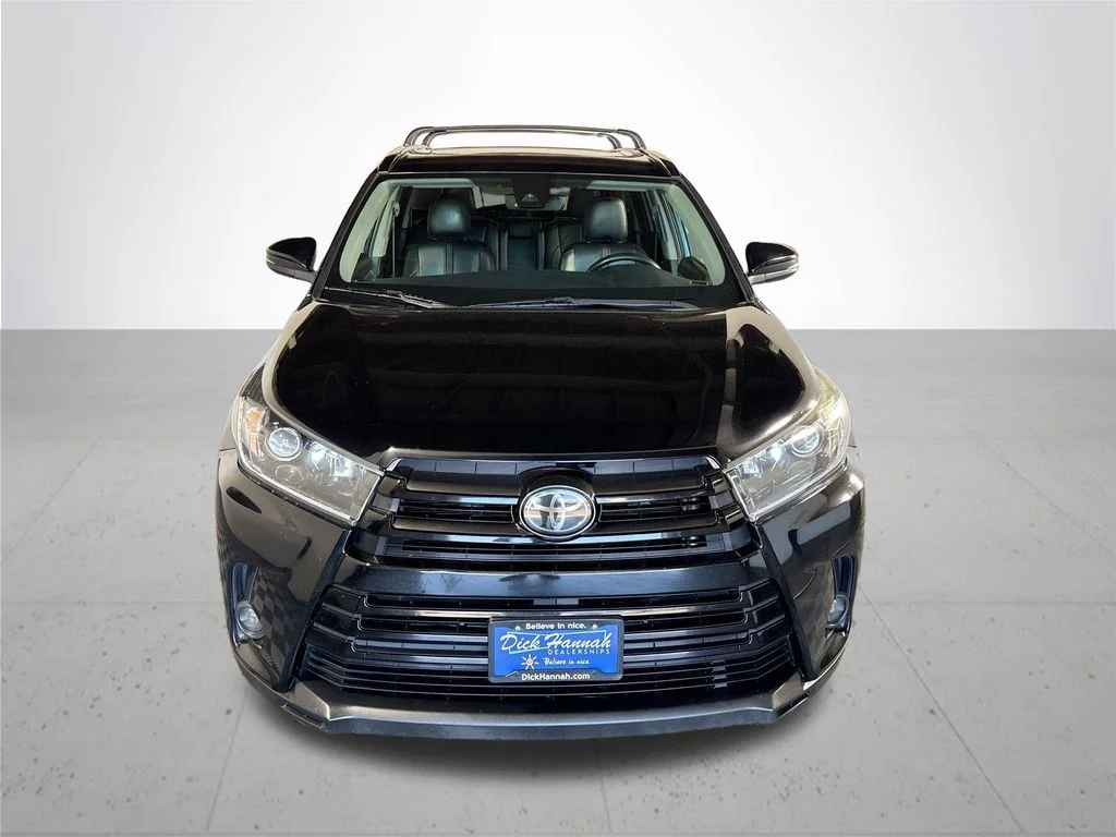 Used 2019 Black Toyota SE image 3